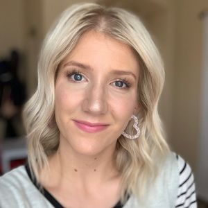 Meet your Posher, Mallory